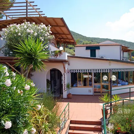 Otel Paradiso