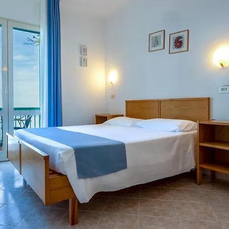 Hotel Paradiso