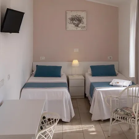 Hotel Paradiso 3*