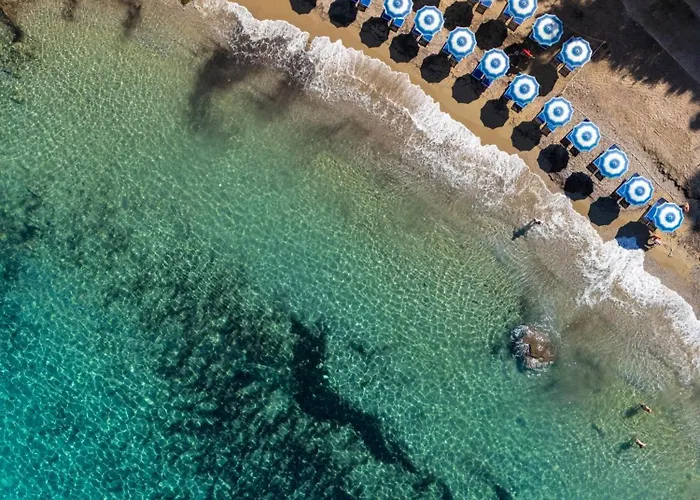 Paradiso Szálloda 3*