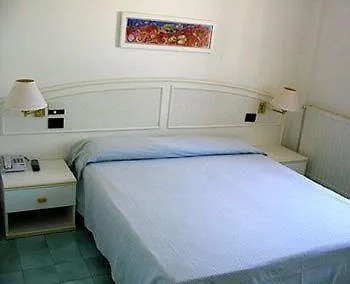 Hotel Paradiso